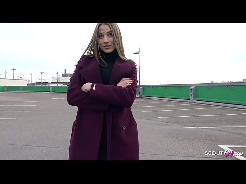 ❤️ DUITSE VERKENNER IS 'N DROOM RAAK STAAL, PARKEERTERREIN TELLTALE EN SEXY VIR GELD Seksvideo by porn af.pornovore.ru ❌