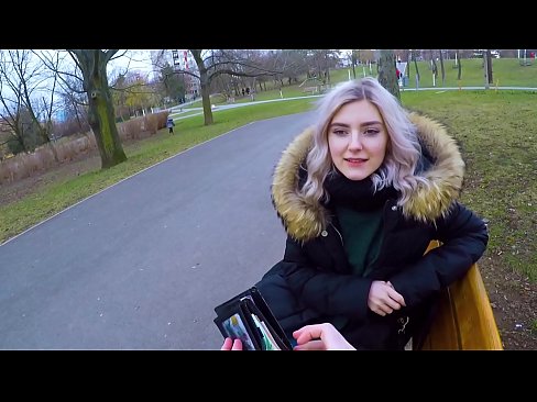 ❤️ Sluk 'n vreemdeling se warm kom vir geld - blowjob in the park deur Eva Elfie Seksvideo by porn af.pornovore.ru ❌